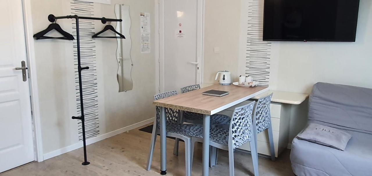 Suite Parentale Du Relais De Drugy Saint-Riquier Exterior photo